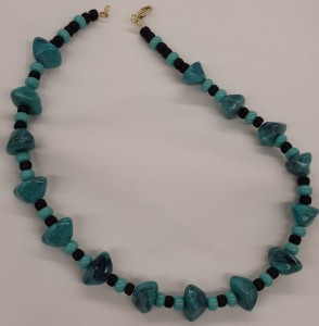 I made this bead necklace!